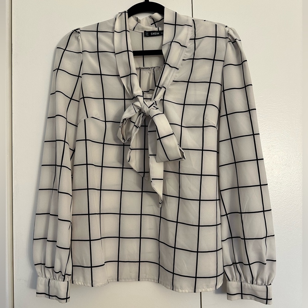 Front tie blouse